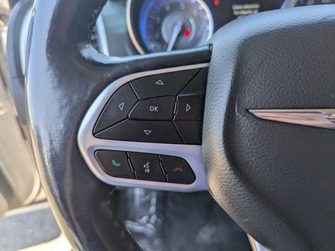 Used 2019 Chrysler 300 Touring w/ Sport Appearance Package RWD image 14