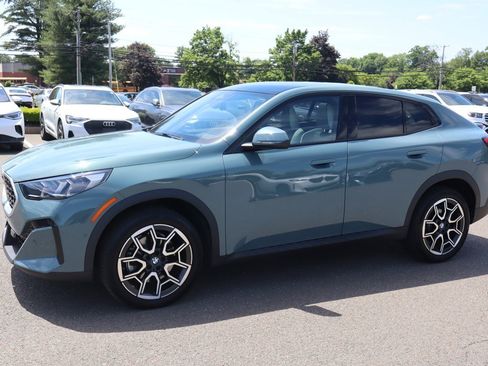 Used 2026 BMW X2 xDrive28i AWD/4WD image 1
