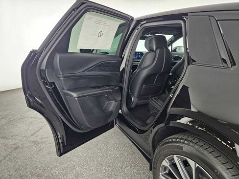 New 2026 Cadillac Lyriq Sport image 15