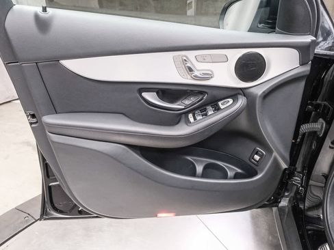 Certified 2022 Mercedes-Benz GLC 300 image 27