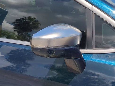 Certified 2022 Chrysler Pacifica Pinnacle FWD image 12