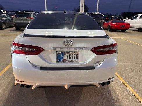 Used 2022 Toyota Camry XSE image 8