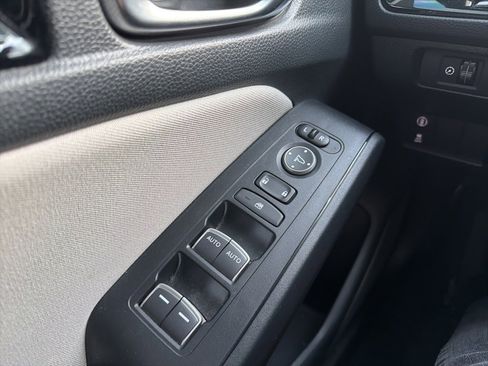 Used 2023 Honda Civic EX image 16