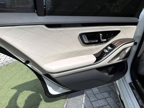 Certified 2023 Mercedes-Benz S 580 4MATIC Sedan image 11