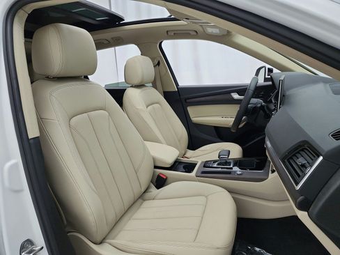 Used 2023 Audi Q5 2.0T Premium w/ Convenience Package AWD/4WD image 20