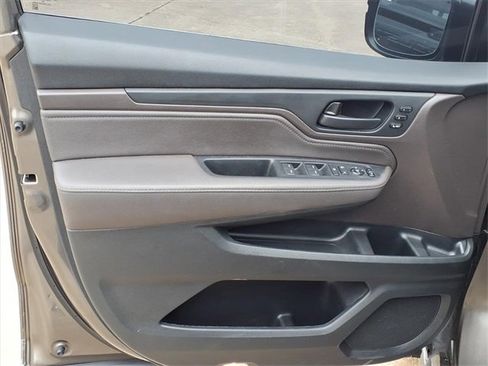 Used 2019 Honda Odyssey Touring image 18