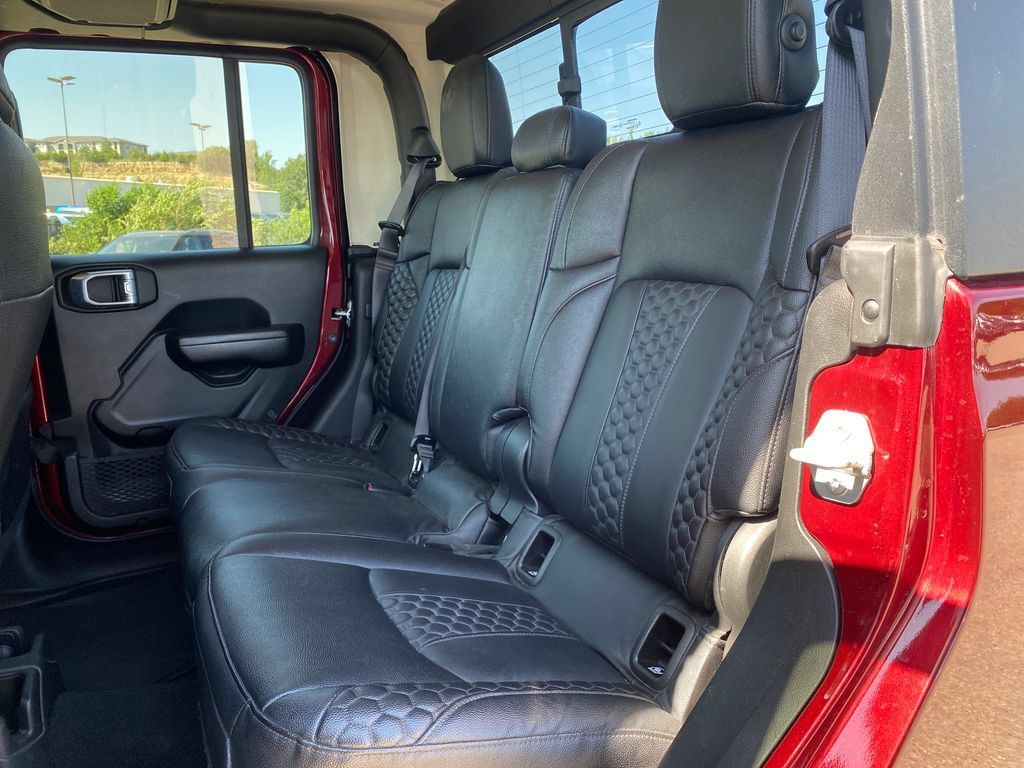 Used 2021 Jeep Gladiator Sport AWD/4WD image 26