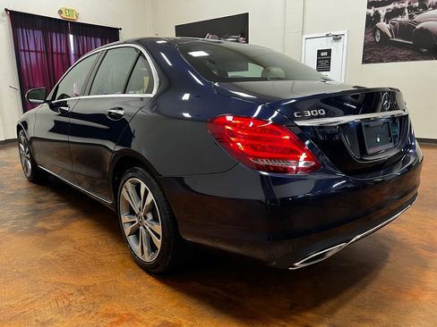 Used 2018 Mercedes-Benz C 300 4MATIC Sedan image 7