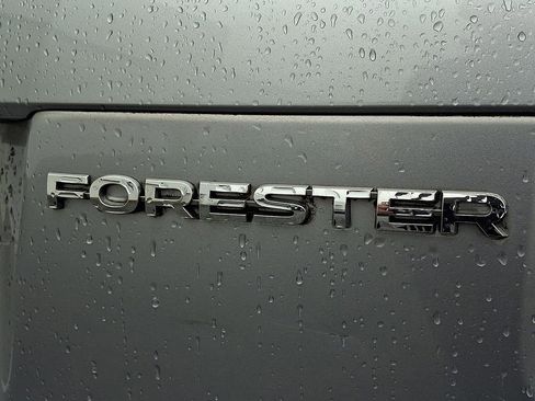 Used 2018 Subaru Forester 2.5i Premium w/ All-Weather Package image 31