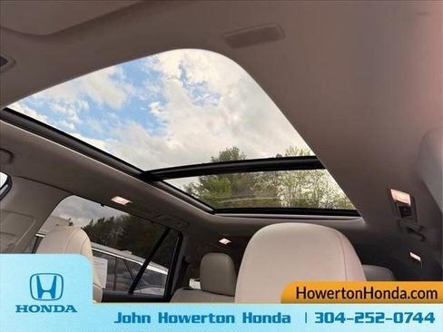 Used 2024 Toyota Grand Highlander Limited AWD/4WD image 18