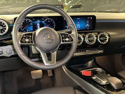 Used 2023 Mercedes-Benz CLA 250 4MATIC image 16