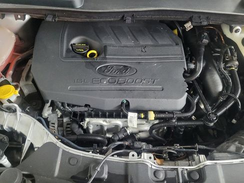 Used 2018 Ford Escape SE w/ SE Sync 3 Package image 30