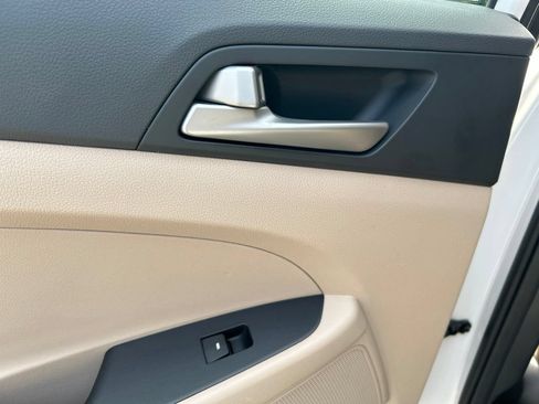 Used 2018 Hyundai Tucson SEL Plus w/ Cargo Package FWD image 20