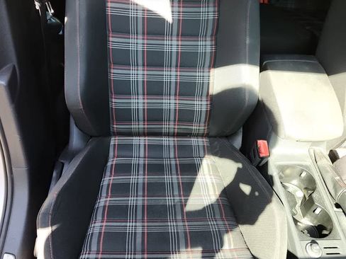 Used 2017 Volkswagen GTI Sport FWD image 18