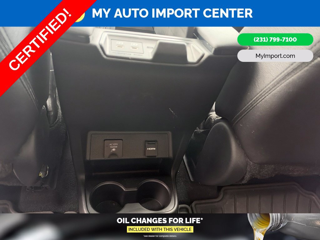 Certified 2025 Toyota Sienna Limited FWD image 22