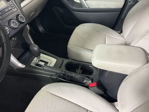 Used 2014 Subaru Forester 2.5i Premium image 25