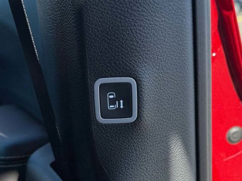 New 2026 Chrysler Pacifica Select image 26