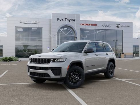 Used 2026 Jeep Grand Cherokee Altitude AWD/4WD image 1
