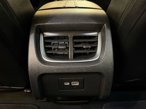 Used 2019 Chevrolet Blazer LT image 24