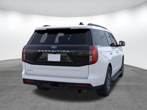 New 2026 Ford Expedition Active RWD image 8