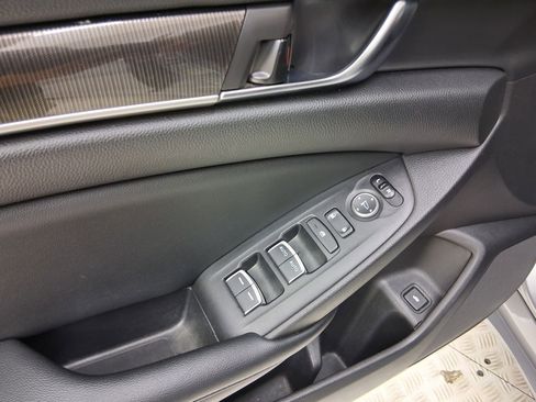 Used 2021 Honda Accord Sport image 24