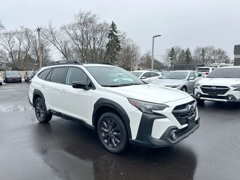 Certified 2025 Subaru Outback Onyx Edition image 15