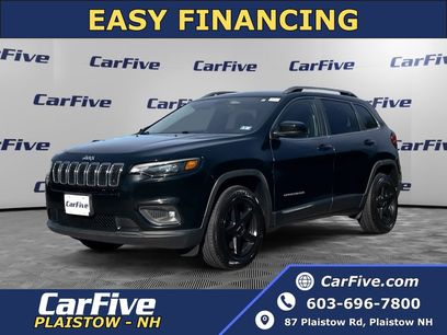 Used 2019 Jeep Cherokee Latitude Plus w/ Comfort/Convenience Group