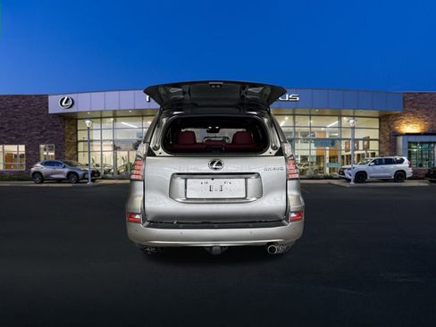 Used 2021 Lexus GX 460 Premium w/ Premium Package image 20