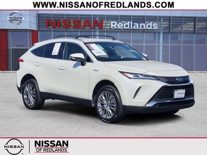 Used 2021 Toyota Venza XLE w/ Carpet Mat Package (TMS)