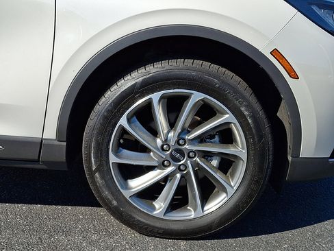 Used 2023 Lincoln Corsair AWD w/ Equipment Group 101A image 8