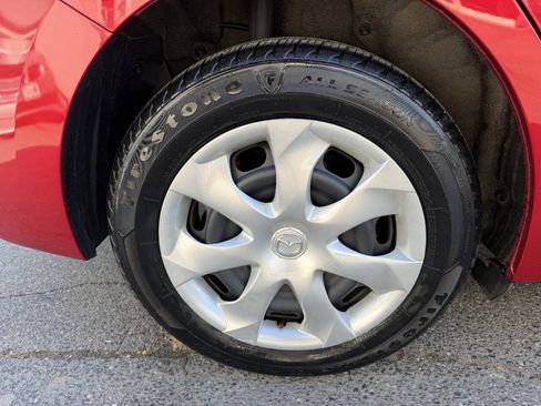 Used 2017 MAZDA MAZDA3 Sport FWD image 12
