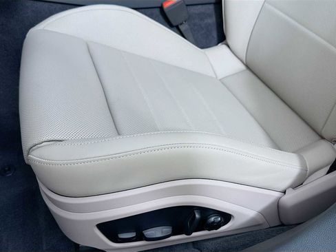 New 2025 Porsche Panamera image 13