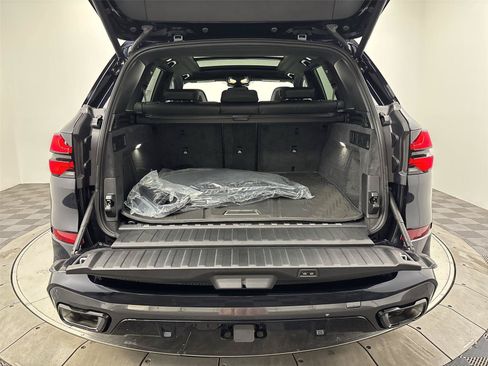 New 2026 BMW X5 xDrive50e w/ M Sport Package AWD/4WD image 21
