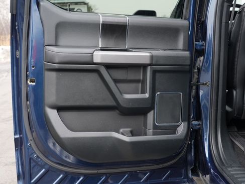 Used 2019 Ford F150 Platinum w/ Equipment Group 701A Luxury image 19