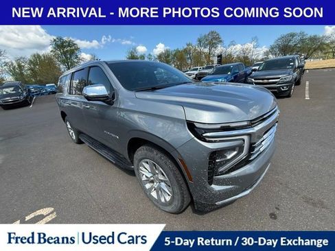 Used 2025 Chevrolet Suburban Premier w/ Sun And Tow Package image 12
