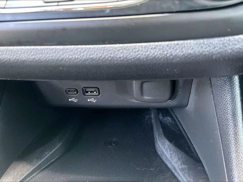 Used 2025 Buick Envista Preferred w/ Convenience I Package FWD image 33