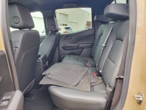 Used 2024 Chevrolet Colorado Trail Boss w/ Advanced Trailering Package AWD/4WD image 27
