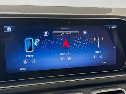 Used 2025 Mercedes-Benz GLS 450 4MATIC image 16