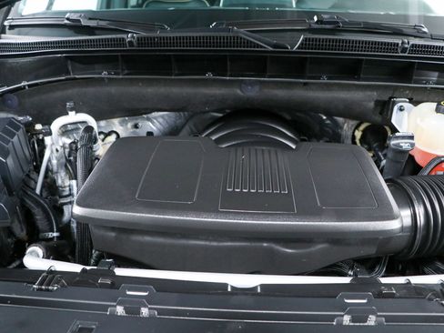 Used 2023 GMC Yukon XL SLT AWD/4WD image 36