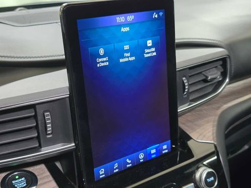 Used 2021 Ford Explorer Platinum w/ Equipment Group 601A image 31