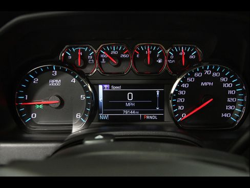 Used 2019 Chevrolet Silverado 1500 LT w/ All Star Edition AWD/4WD image 9
