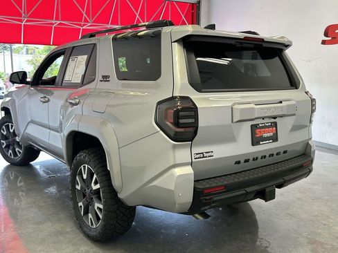 Used 2026 Toyota 4Runner TRD Sport Premium AWD/4WD image 5