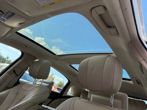 Used 2017 Mercedes-Benz Maybach S 550 4MATIC image 13