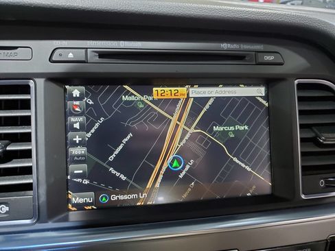 Used 2016 Hyundai Sonata Plug-In Hybrid FWD image 26