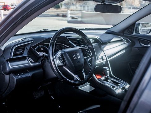 Used 2019 Honda Civic EX image 11