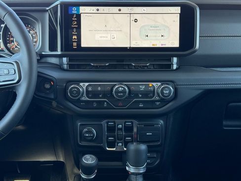 New 2026 Jeep Gladiator Sport image 16