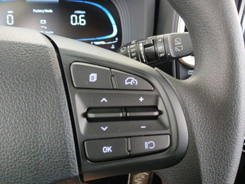 New 2025 Hyundai Venue SEL image 33