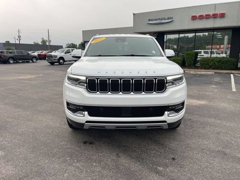 Used 2022 Jeep Wagoneer Series II RWD image 40