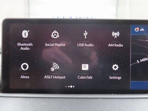 Used 2023 Acura MDX SH-AWD w/ Advance Package image 18