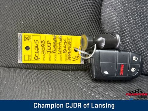 Used 2023 Jeep Renegade Latitude image 30